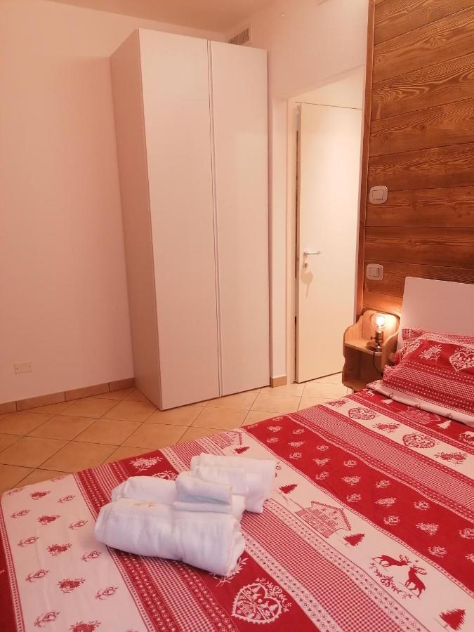 Azienda Agricola Agriturismo I Sei Petali Capo di Ponte Εξωτερικό φωτογραφία