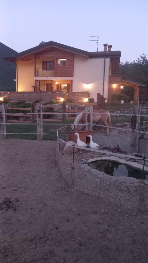 Azienda Agricola Agriturismo I Sei Petali Capo di Ponte Εξωτερικό φωτογραφία
